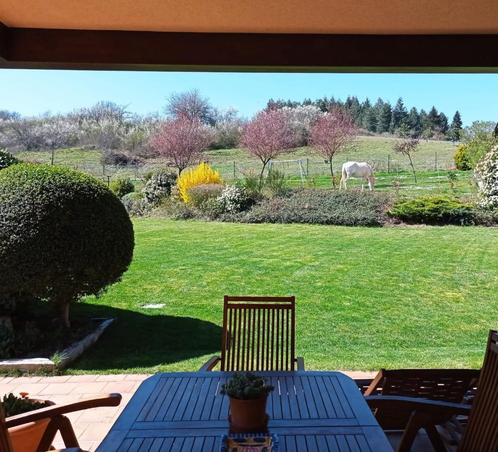 El Chalet Del Golf Urturi 外观 照片