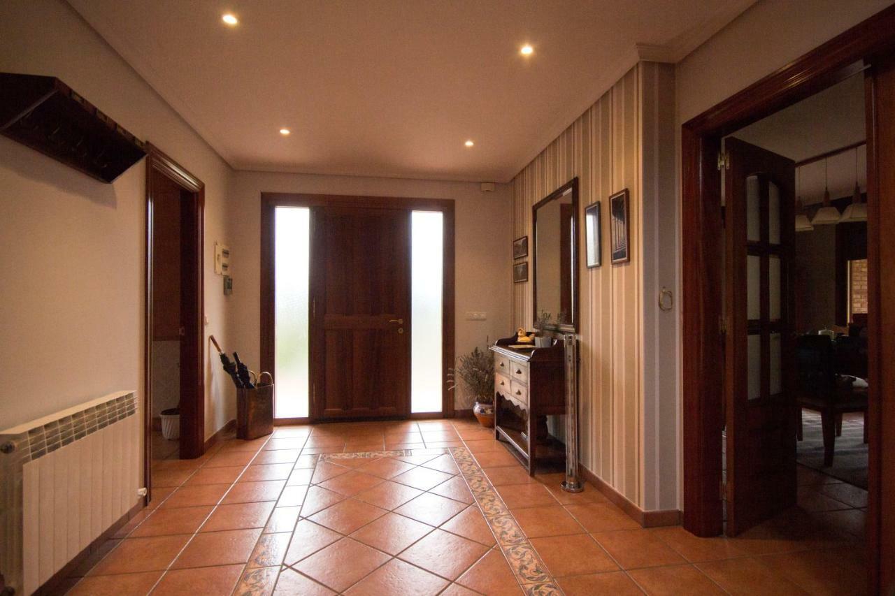El Chalet Del Golf Urturi 外观 照片